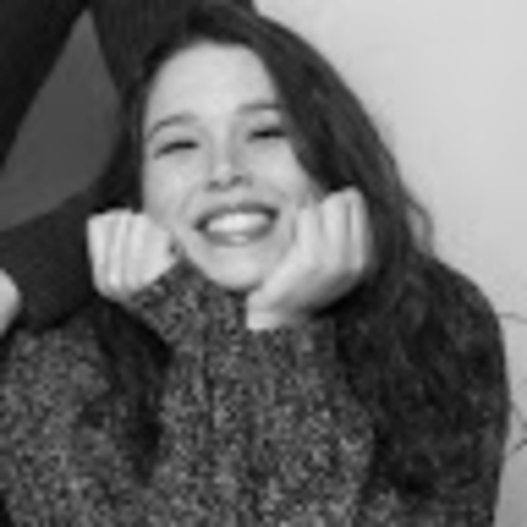 Meet your Posher, Sarah - Picture 1 of 1